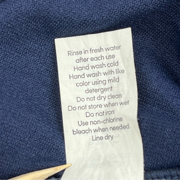 Athleta Aqualuxe Bra Cup 2-Way Tankini Swim Top Navy Blue Sz 32 B/C - Picture 11 of 14